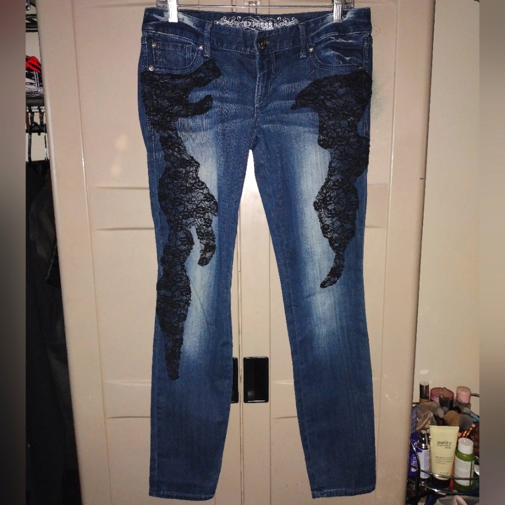 EXPRESS Ultra Skinny Embroidered Jeans 👖 Women's US Size 6❗Last Chance To Buy‼️